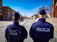policjanci podczas patrolu na terenie Białegostoku