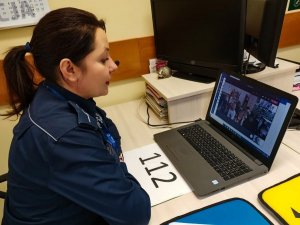 policjantki z białostockiej komendy podczas spotkań online z uczniami