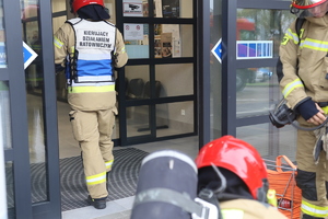 Ćwiczenia policjantów z innymi służbami