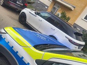 zatrzymany pojazd przez policjantów