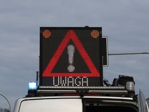 policjanci w dniu wszystkich świętych