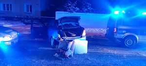 Nocny pościg policyjny za pojazdem