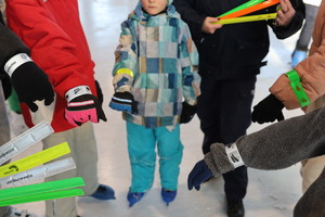 ZIMOWA SZTAFETA NA LODZIE Z BIAŁOSTOCKIMI POLICJANTAMI