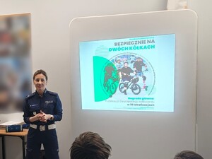 Policjanci na spotkaniu z uczniami