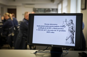 odprawa roczna policjantów