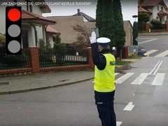 Policjant kierujący ruchem